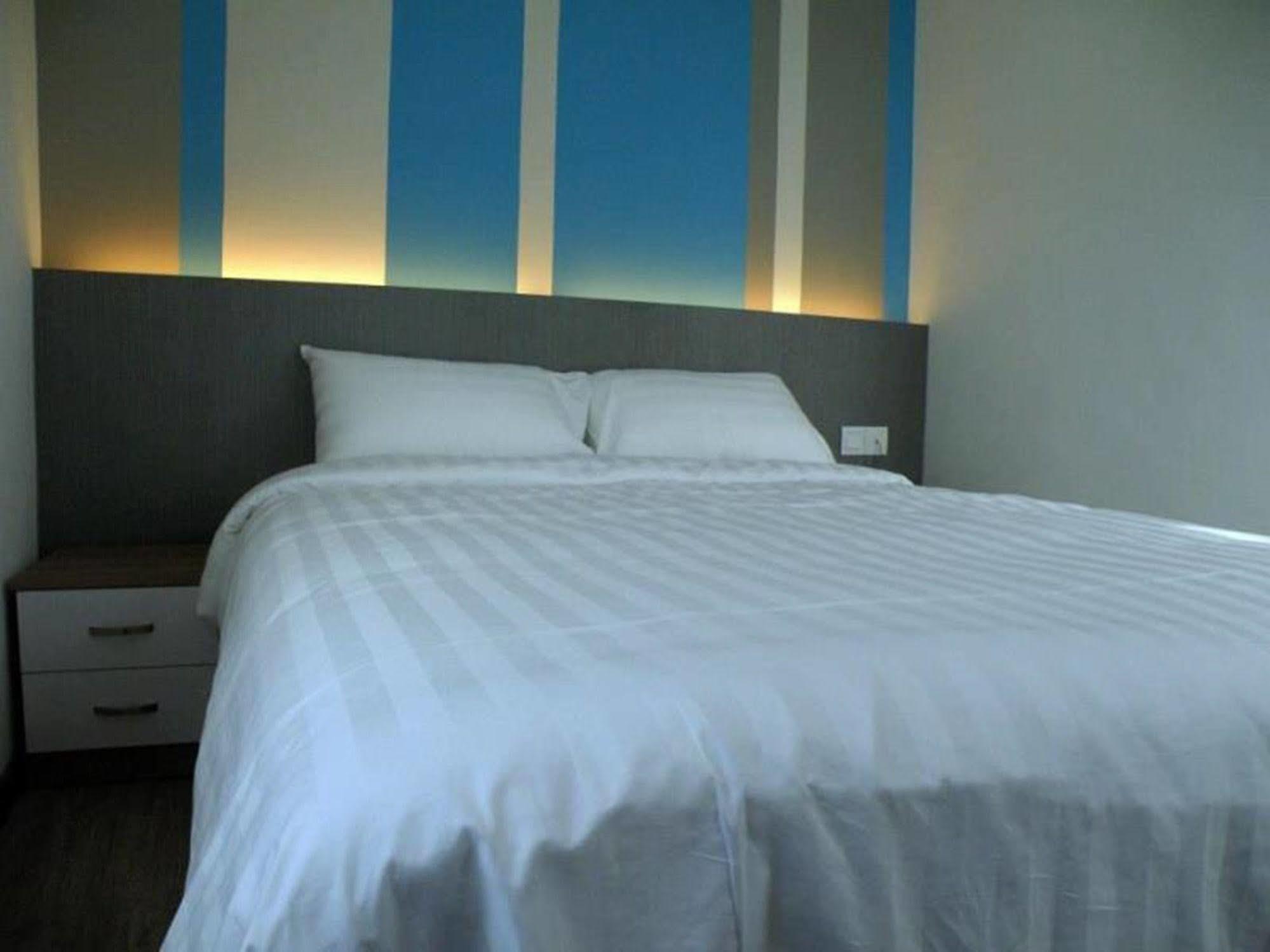 Yan Hotel George Town Extérieur photo